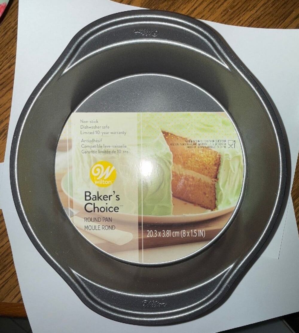 Wilton Baker's Choice Non-Stick 8 Inch Round Cake Pan